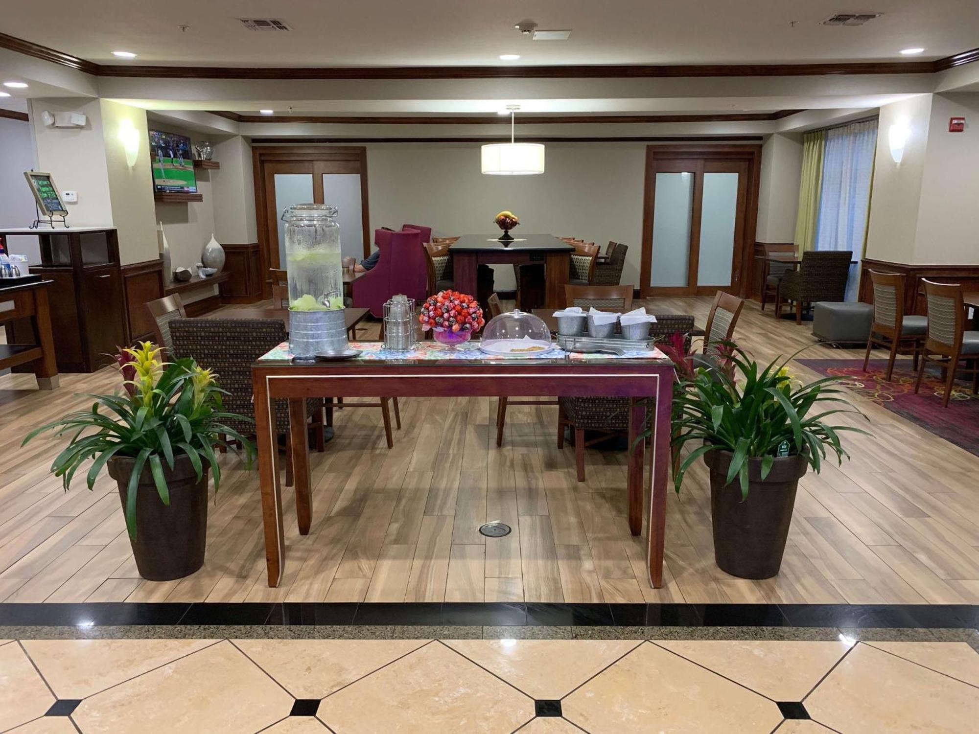Hampton Inn Fort Stockton Buitenkant foto